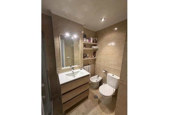 Herverkoop - Appartement / flat - Torrevieja - Estacion De Autobuses