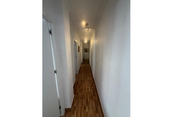 Herverkoop - Appartement / flat - Torrevieja - Estacion De Autobuses