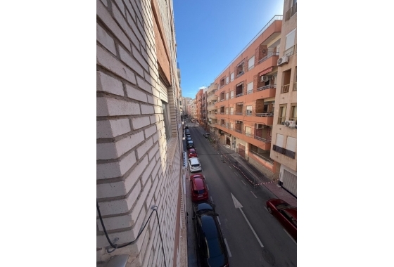 Herverkoop - Appartement / flat - Torrevieja - Estacion De Autobuses