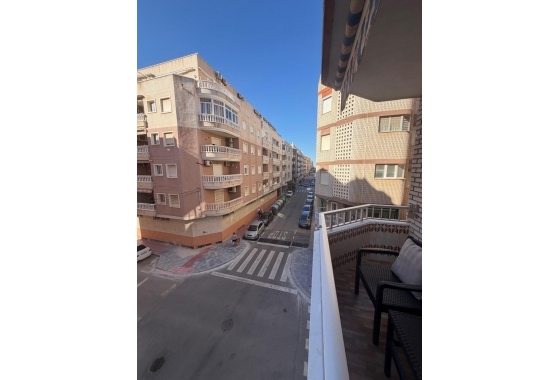 Herverkoop - Appartement / flat - Torrevieja - Estacion De Autobuses