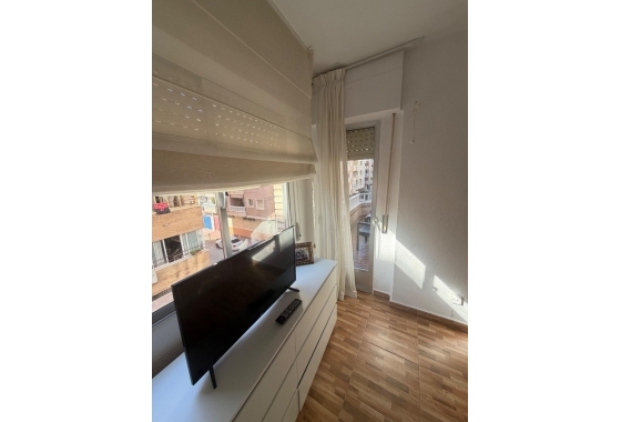 Herverkoop - Appartement / flat - Torrevieja - Estacion De Autobuses