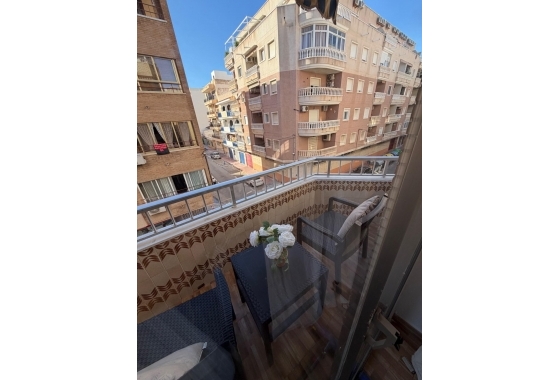 Herverkoop - Appartement / flat - Torrevieja - Estacion De Autobuses