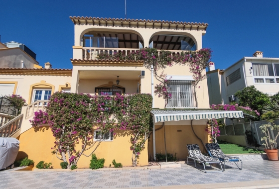 Wiederverkauf - Villa - Orihuela Costa - Costa Blanca