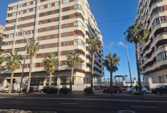 Wiederverkauf - Wohnung - Torrevieja - El Acequión - Los Náufragos