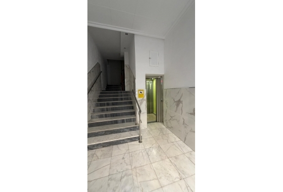 Resale - Apartment / flat - Orihuela - Zona Centro