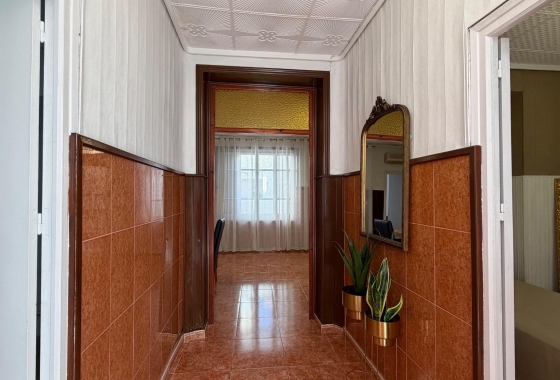 Wiederverkauf - Wohnung - Torrevieja - Centro