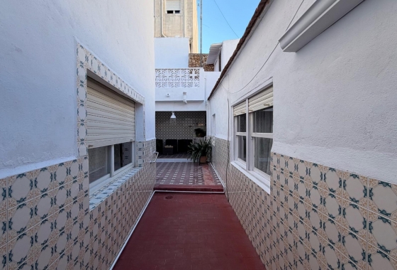 Wiederverkauf - Wohnung - Torrevieja - Centro