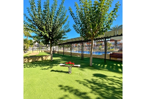 Återförsäljning - Villa - Orihuela Costa - Costa Blanca