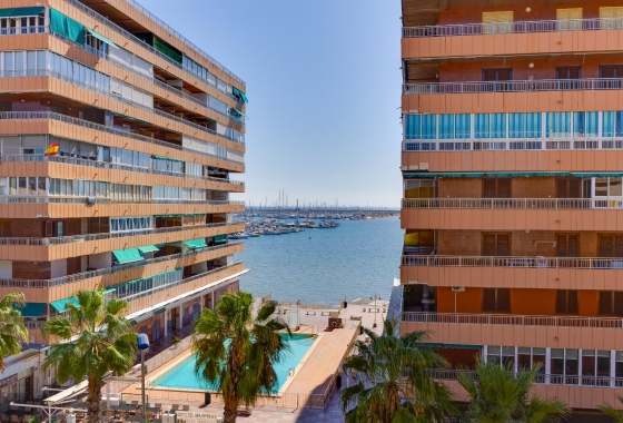 Resale - Apartment / flat - Torrevieja - Costa Blanca
