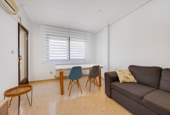 Resale - Apartment / flat - San Miguel de Salinas - Inland