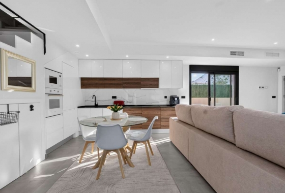 Resale - Villa - Orihuela Costa - Inland
