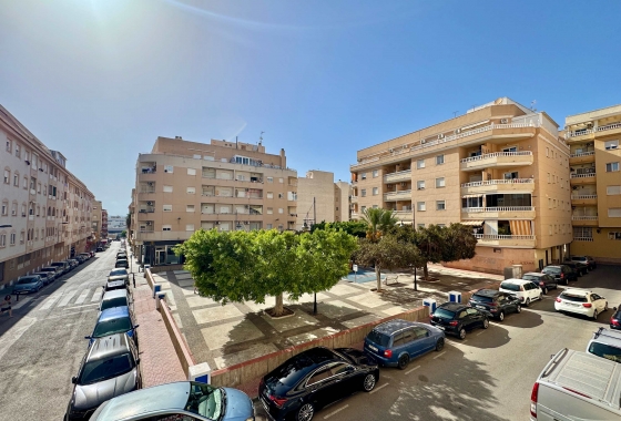 Återförsäljning - Lägenhet / lägenhet - Torrevieja - Costa Blanca