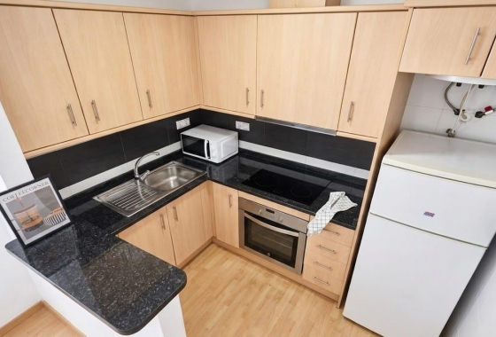 Reventa - Apartamento / piso - Torrevieja - Centro - Muelle Pesquero