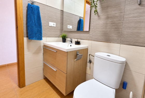Reventa - Apartamento / piso - Torrevieja - Centro - Muelle Pesquero