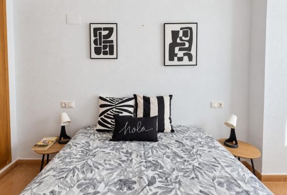 Reventa - Apartamento / piso - Torrevieja - Centro - Muelle Pesquero