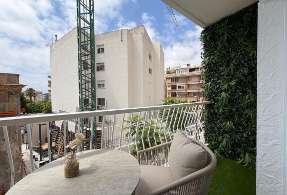 Reventa - Apartamento / piso - Torrevieja