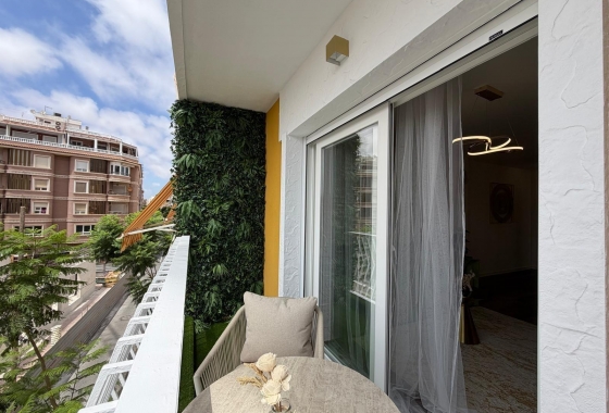Reventa - Apartamento / piso - Torrevieja