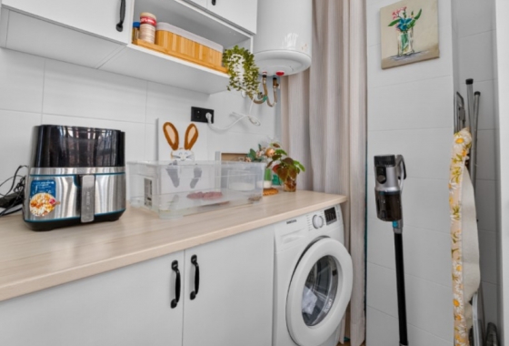 Resale - Apartment / flat - Torrevieja - Costa Blanca