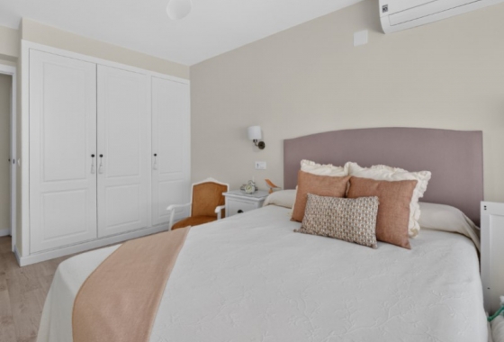 Resale - Apartment / flat - Torrevieja - Costa Blanca