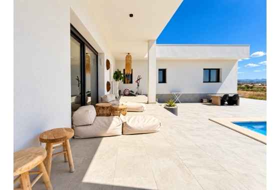 Resale - Villa - Pinoso - Inland