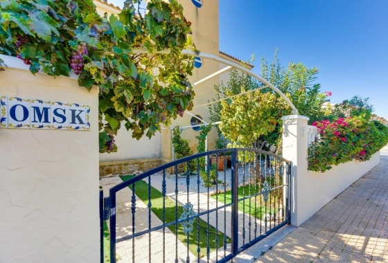 Resale - Villa - Orihuela Costa - Lomas De Cabo Roig