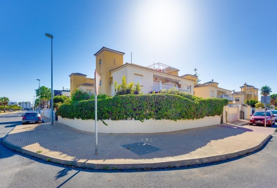 Resale - Villa - Orihuela Costa - Lomas De Cabo Roig