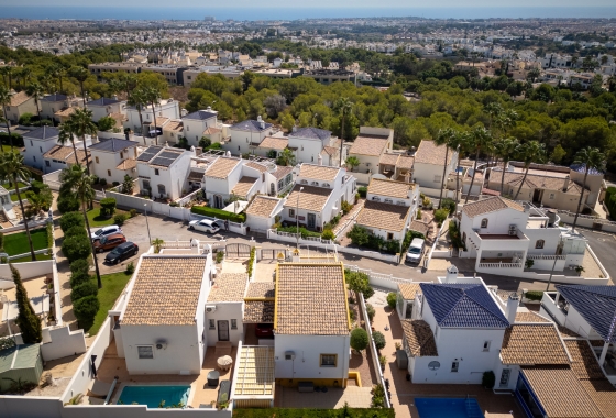 Reventa - Villa - Orihuela Costa - Costa Blanca