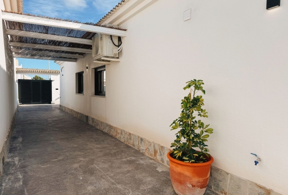 Reventa - Villa - Torrevieja - La Siesta - El Salado - Torreta