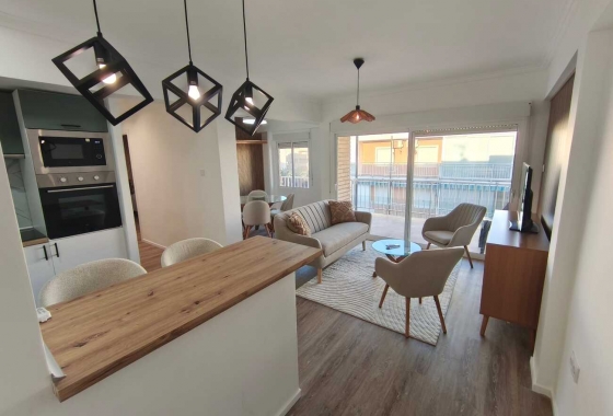 Reventa - Apartamento / piso - Torrevieja - Costa Blanca
