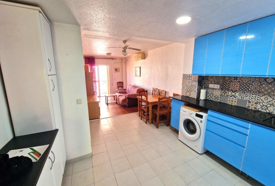 Herverkoop - Appartement / flat - Torrevieja - Centro