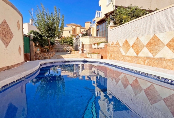 Herverkoop - Villa - Orihuela Costa - Costa Blanca