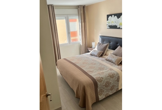 Herverkoop - Appartement / flat - Torrevieja - Playa del Cura