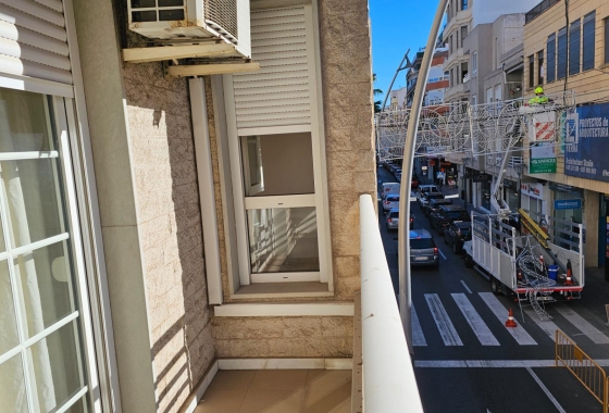 Herverkoop - Appartement / flat - Torrevieja - Centro