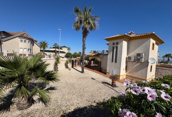 Resale - Villa - Ciudad Quesada - La Marquesa Golf